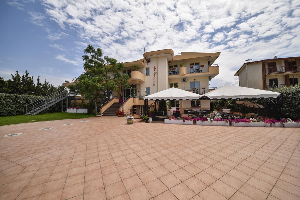 Hotel La Villa Корильяно-Калабро Экстерьер фото